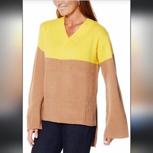 G by Giuliana V-neck colorblind sweater camel & yellow size S high-low sweater